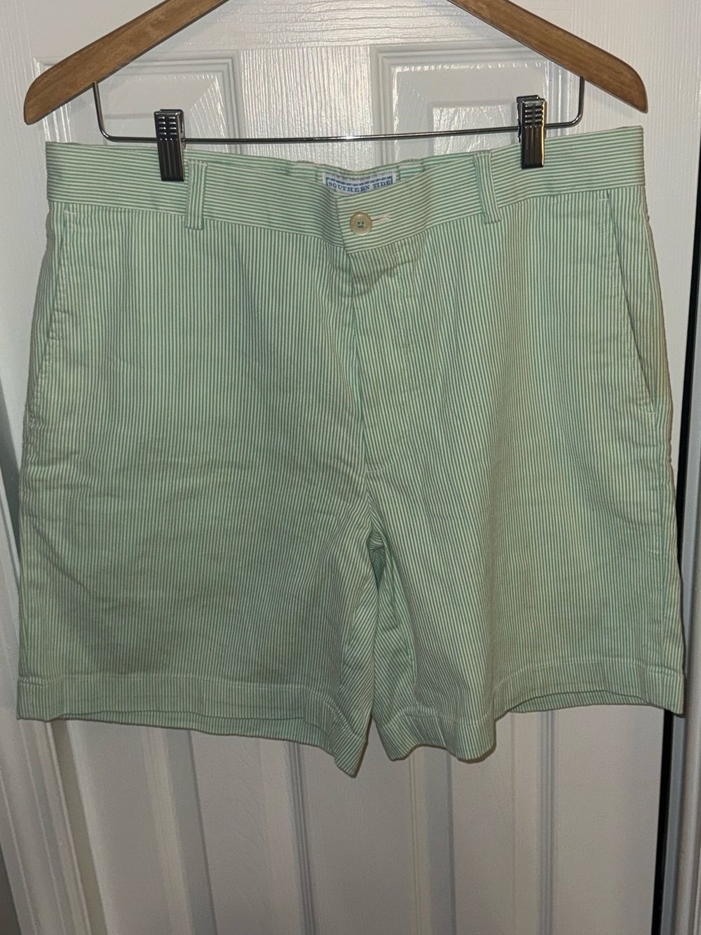 Southern Tide Men's Mint Green Seersucker Shorts